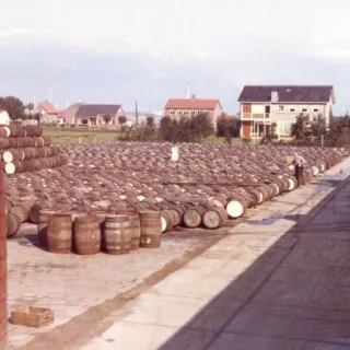 De kuiperij aan de Geerweg, met uitzicht op de Paradijsweg, in 1966.