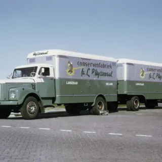 Scania-vrachtwagen, King of the Road, uit het historische Uijttewaal-album.